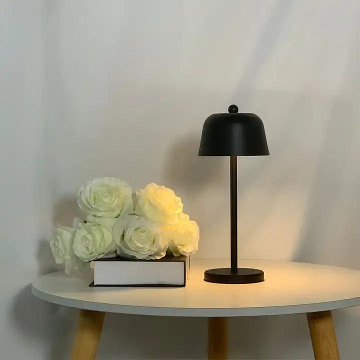 Luxury Metal Wireless Portable Small Rechargeable Hotel Bedside Fashion Led Table Lamp For Bedroom