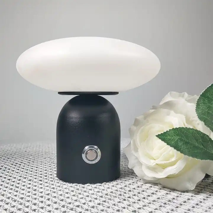 Modern Luxury Rechargeable Led Table Light Hotel Restaurant Decoration Wireless Portable Touch Cordless Table Led Lamp