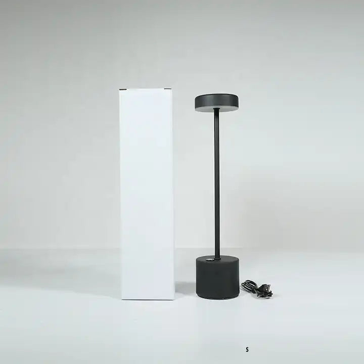 Dropshipping Modern Rechargeable Led Table Light Luxury Metal Iron Bar Table Lamp With Battery