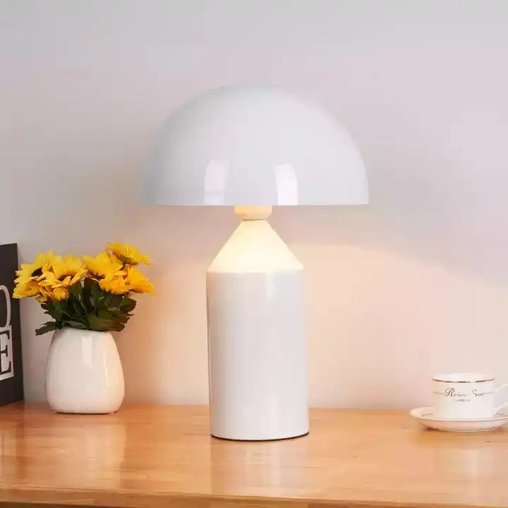 Creative Metal Design Bedroom Bedside Desktop Lighting Study Reading Lamp Nordic Personality Luxury Gold Mushroom Led Table Lamp
